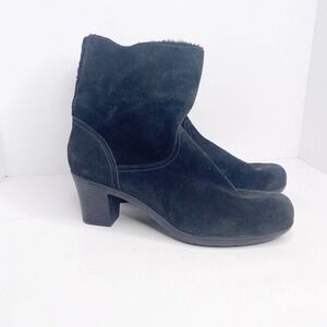 CLARKS Bendables Black Suede Leather Zip Ankle Boots Womens 10 W Lined 39384